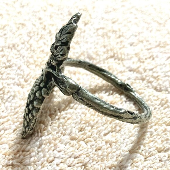 1980s Napkin Holder Ring 95% Pewter Heavy Metal Grapevine Dinner Wine Silver Vtg - Picture 4 of 7